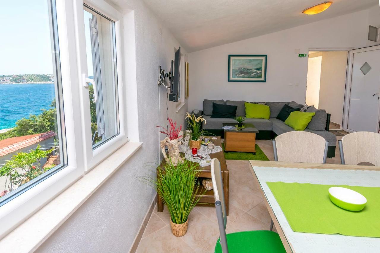 Apartments Bozo Ražanj Екстериор снимка