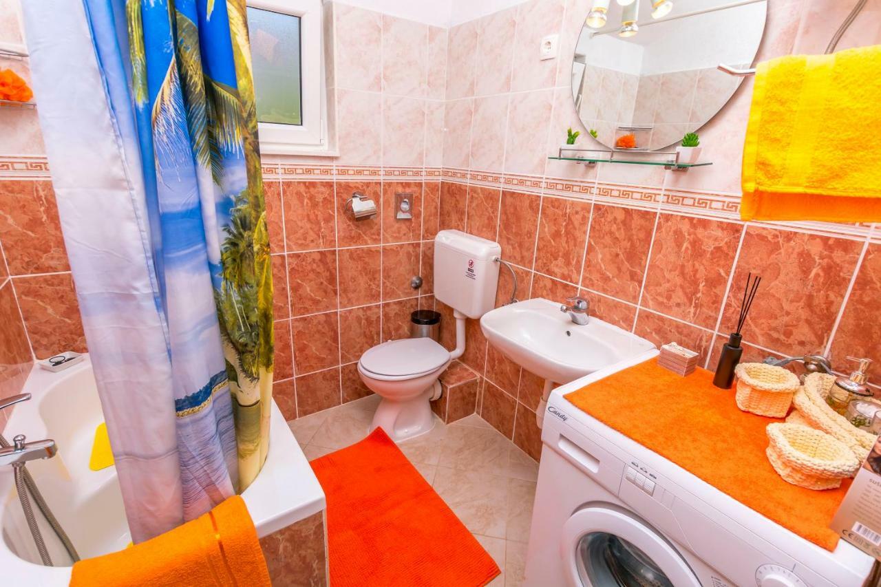 Apartments Bozo Ražanj Екстериор снимка