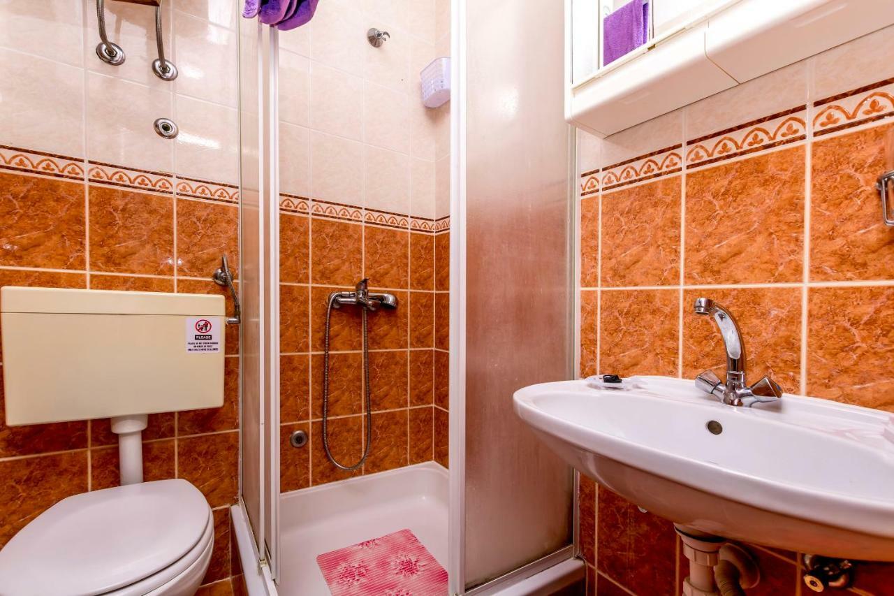 Apartments Bozo Ražanj Екстериор снимка