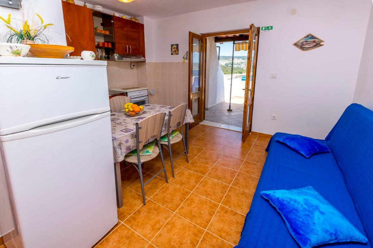 Apartments Bozo Ražanj Екстериор снимка