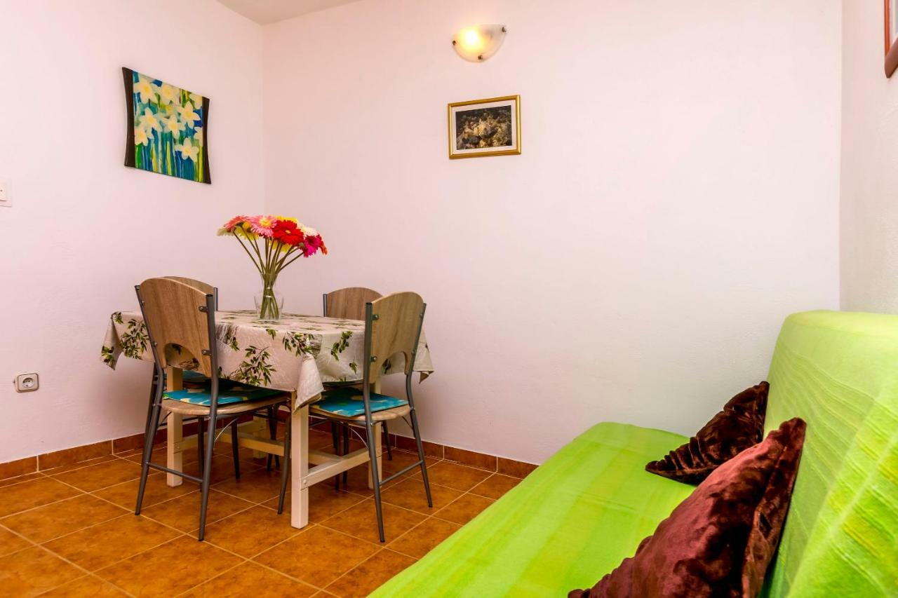Apartments Bozo Ražanj Екстериор снимка