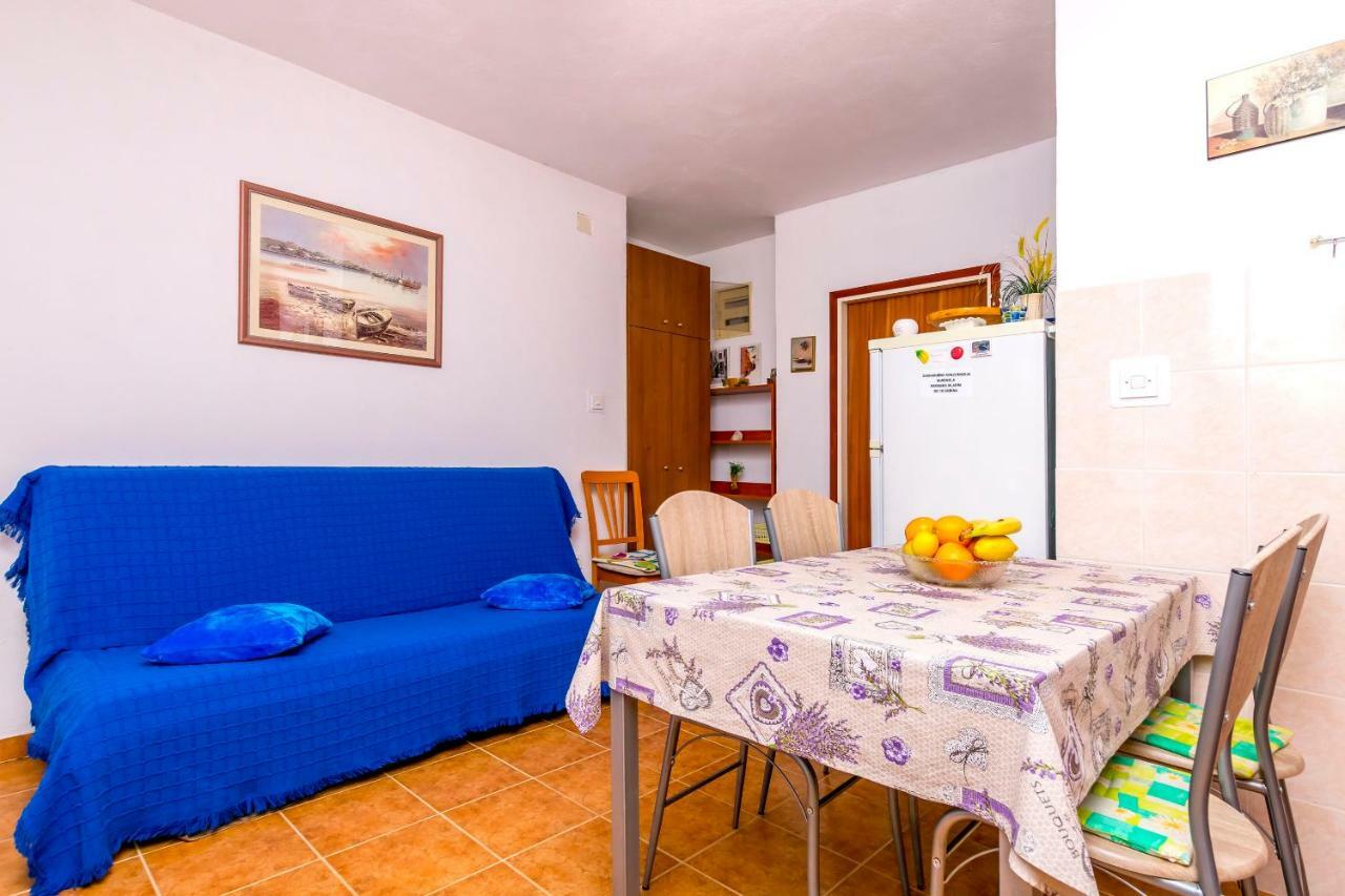 Apartments Bozo Ražanj Екстериор снимка