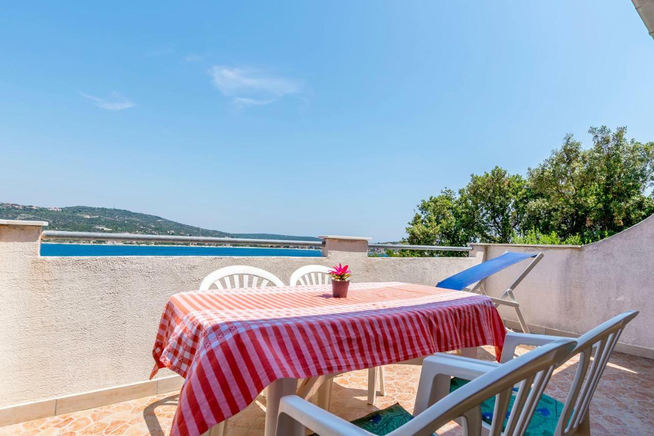 Apartments Bozo Ražanj Екстериор снимка