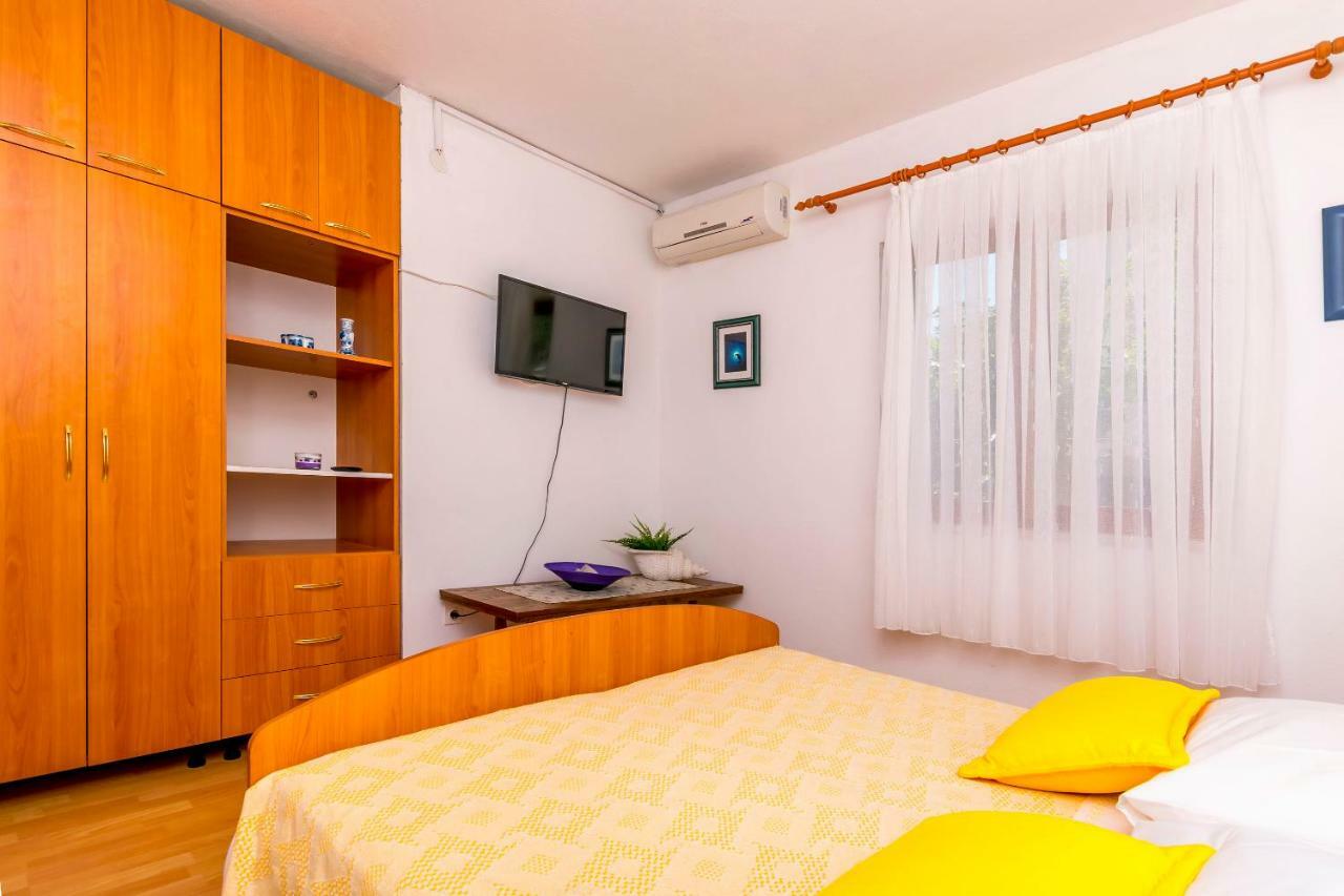 Apartments Bozo Ražanj Екстериор снимка