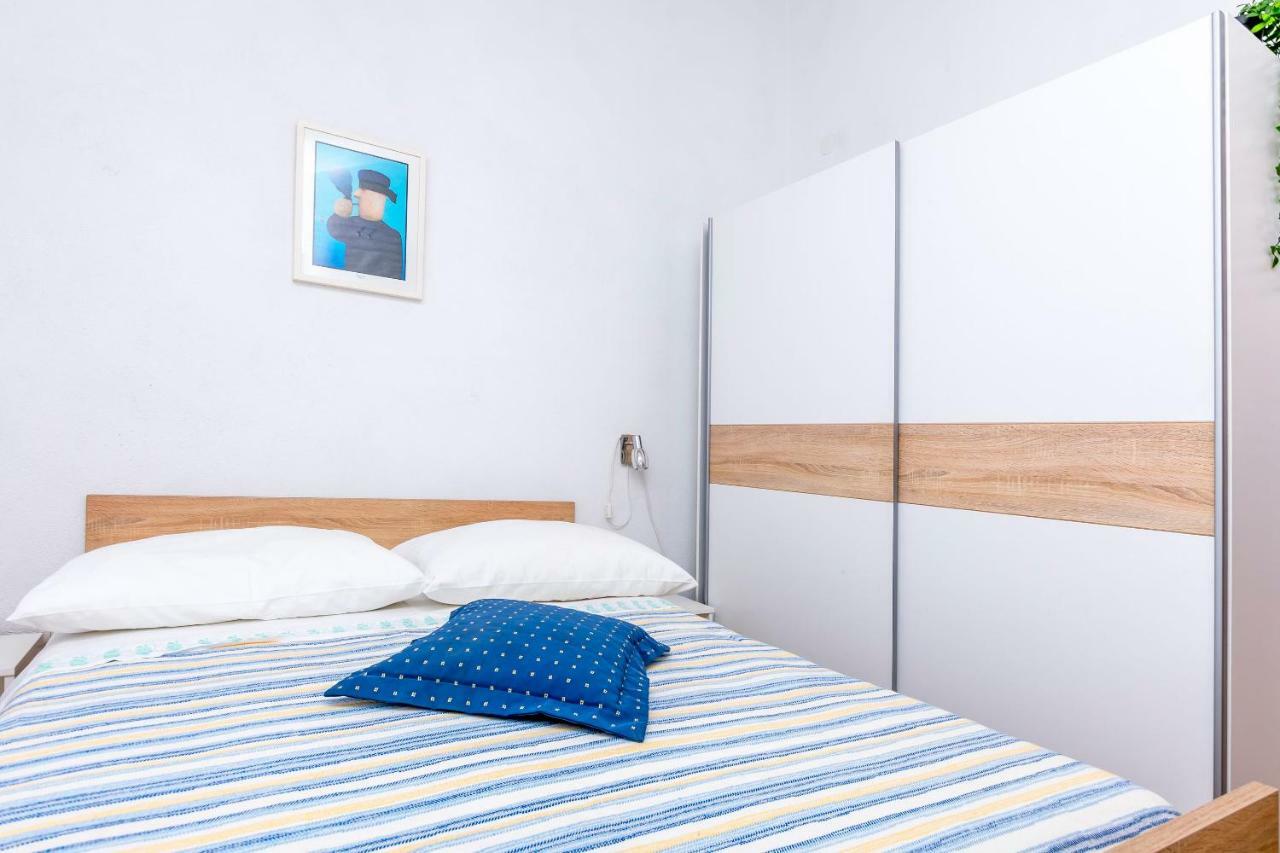 Apartments Bozo Ražanj Екстериор снимка